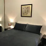 Executive 4Br 3Bath Entire Apartment In Heart Of The City & Parking